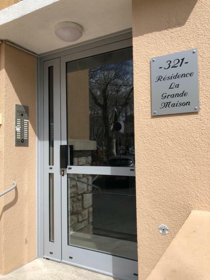 Apartmán Le Panoramique Salonais Exteriér fotografie